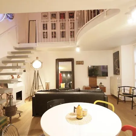 Lägenhet Loft Artistico Nel Centro Di Turin